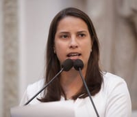 Governadora Raquel Lyra em discurso (Foto: Divulgação)