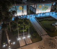 Fachada da Prefeitura de Curitiba PR noturna (Foto: Isabella Mayer/SECOM)