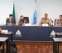 Audiência pública da Alerj discute a possibilidade de efetivação de bombeiros temporários (Foto: Alex Ramos/Alerj)