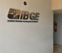 Placa sinalizadora do IBGE (Foto: Geraldo Magela/Agência Senado)