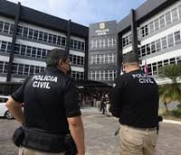 Agentes da Polícia Civil da Bahia de Costas (Foto: Secom/GOV BA)