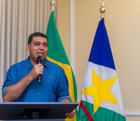 Governador de Roraima, soldado Sampaio, durante um discurso (Foto: Secom RR)