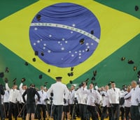 Oficiais da PM DF em formatura (Foto: Agência Brasília)