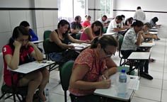 Candidatos durante aplicação de prova de concurso (Foto: Prefeitura de Fortaleza)