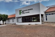 Fachada de um dos campi da IFPI (Foto: Divulgação)