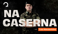 coluna militar na caserna