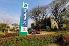 Fachada do prédio do Detran PR (Foto: Divulgação)