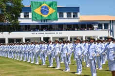 Marinheiros perfilados (Foto: Divulgação)