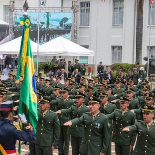 Turma de sargentos combatentes da ESA (Foto: Divulgação)