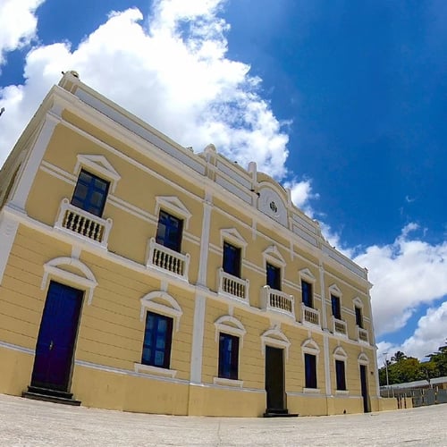Fachada do prédio da Prefeitura de Fortaleza (Foto: Thiago Matine)
