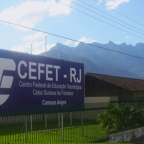 Fachada do câmpus de Angra dos Reis do Cefet RJ