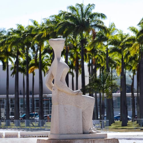 Estátua A Justiça, enfrente ao STF (Foto: Bruno Carneiro/STF)