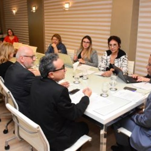Reunião da comissão do concurso TJ PB (Foto: Divulgação)