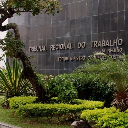 Fachada do Tribunal Regional do Trabalho da Bahia (Foto: Divulgação)