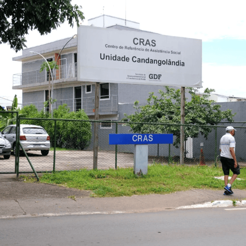 Fachada do CRAS da unidade de Candangolândia (Foto: Paulo H Carvalho/Agência Brasília)