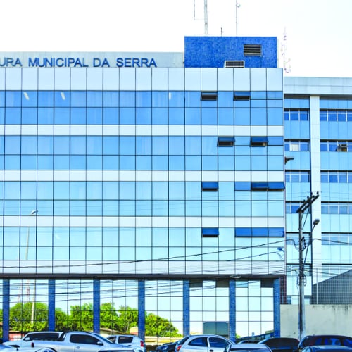 Fachada da Prefeitura de Serra ES (Foto: Jansen Lube/Acervo Prefeitura de Serra ES)