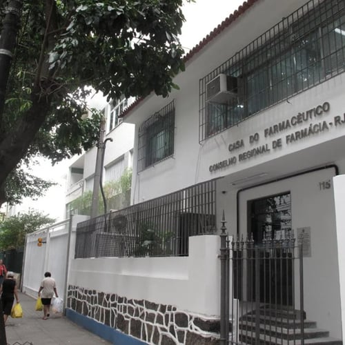Fachada da Casa do Farmacêutico, sede do CRF RJ (Foto: Reprodução/Facebook CRF RJ)