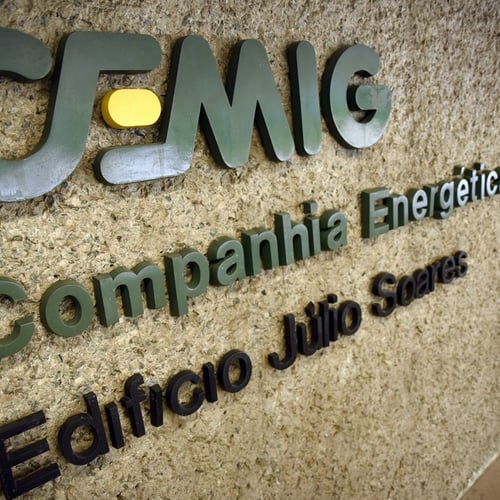 Placa sinalizadora da Cemig (Foto: Foto: Guilherme Dardanhan/AL MG)