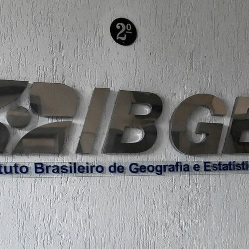 Placa sinalizadora do IBGE (Foto: GOV BR)