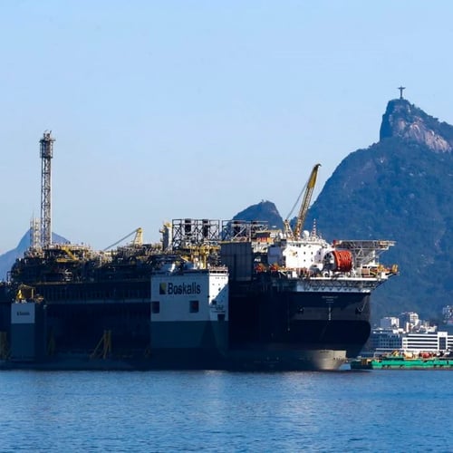 Navio de Petróleo (Foto: Tânia Rêgo/Agência Brasil)