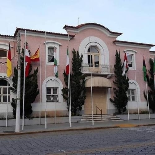 Fachada da Prefeitura de Nova Friburgo RJ (Foto: Divulgação)