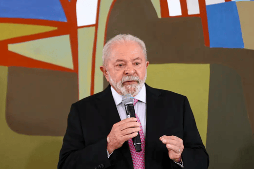 Concurso Correios: Lula descarta privatizar e ameniza sobre crise