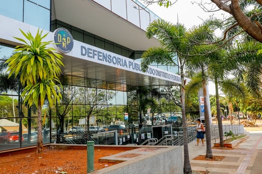 Concurso DP DF: sai edital com 707 vagas de analista; R$13,2 mil!